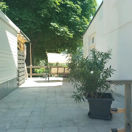 Tinyhaus Leo בית נופש בודנסדורף