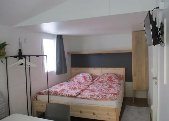 度假居 Tinyhaus Leo 博登斯多夫