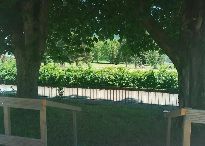 Tinyhaus Leo * بودينسدورف